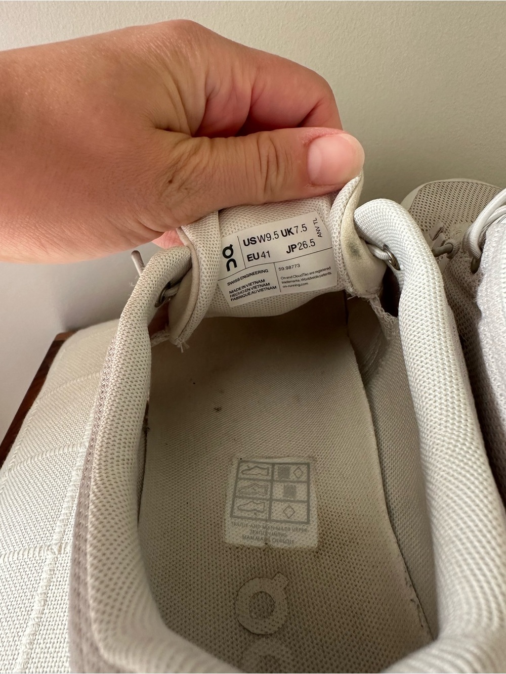 On Cloud Women’s Athletic Shoes in Light Gray - Picture 9 of 9